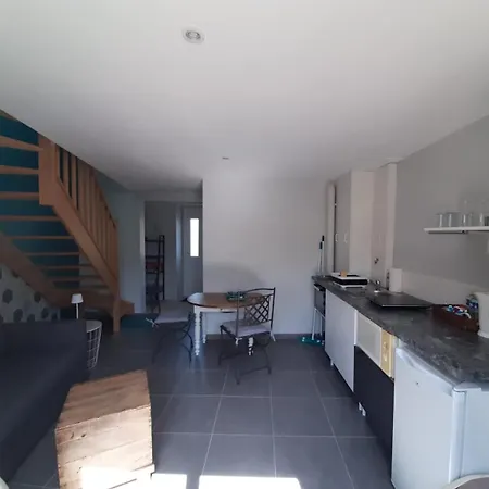 Chez Clo Apartment